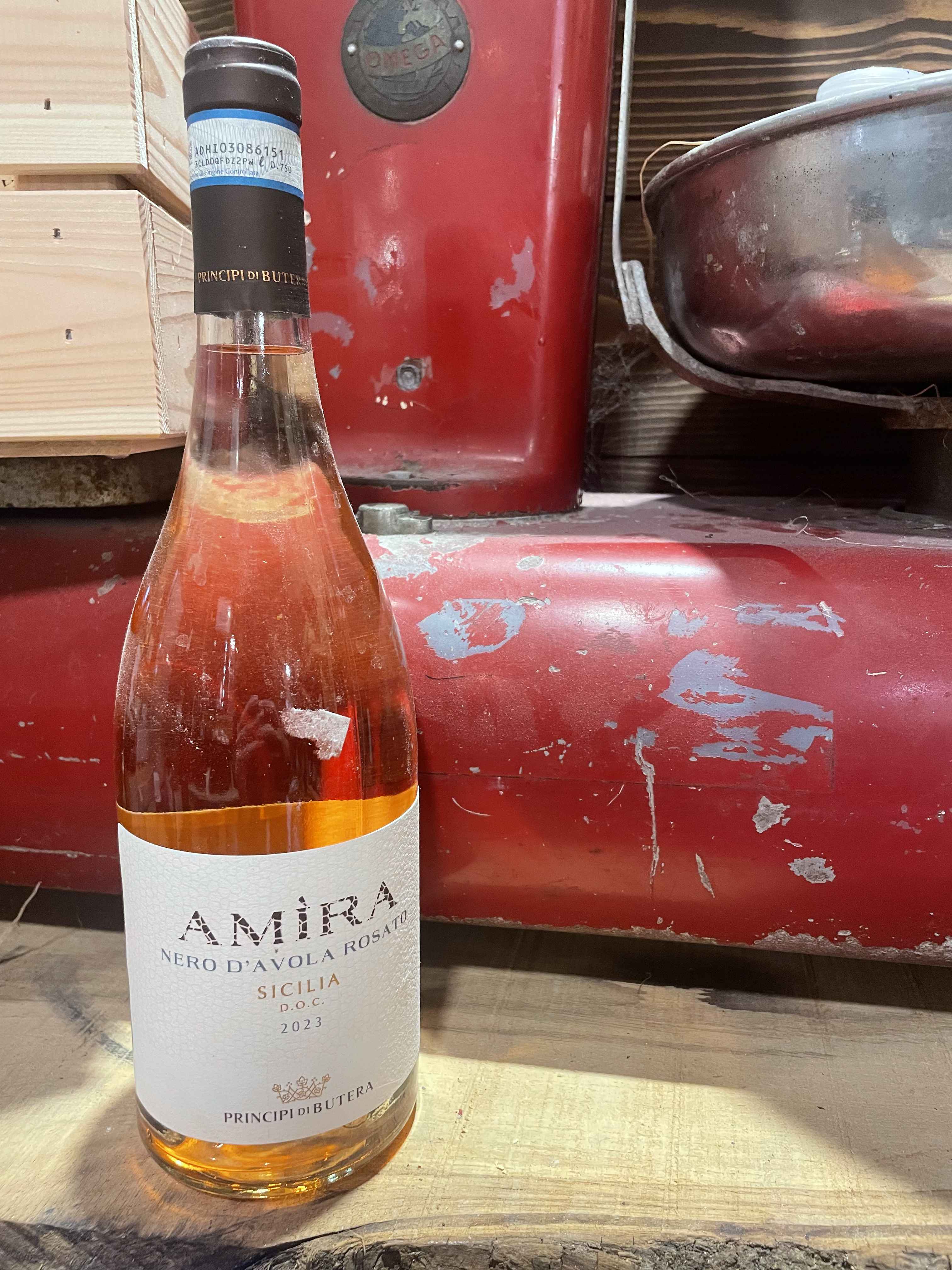 Amira